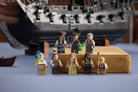 le minifig del set 10365 nave di jack sparrow