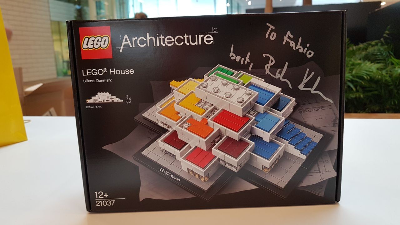 LEGO-House set firmato dal designer 21037