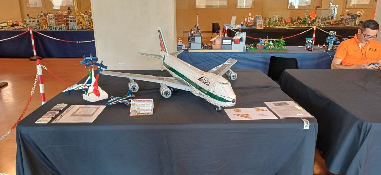 Boeing 747-243B Alitalia