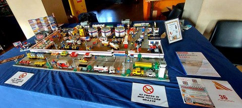 raffinieria Exxon vintage lego