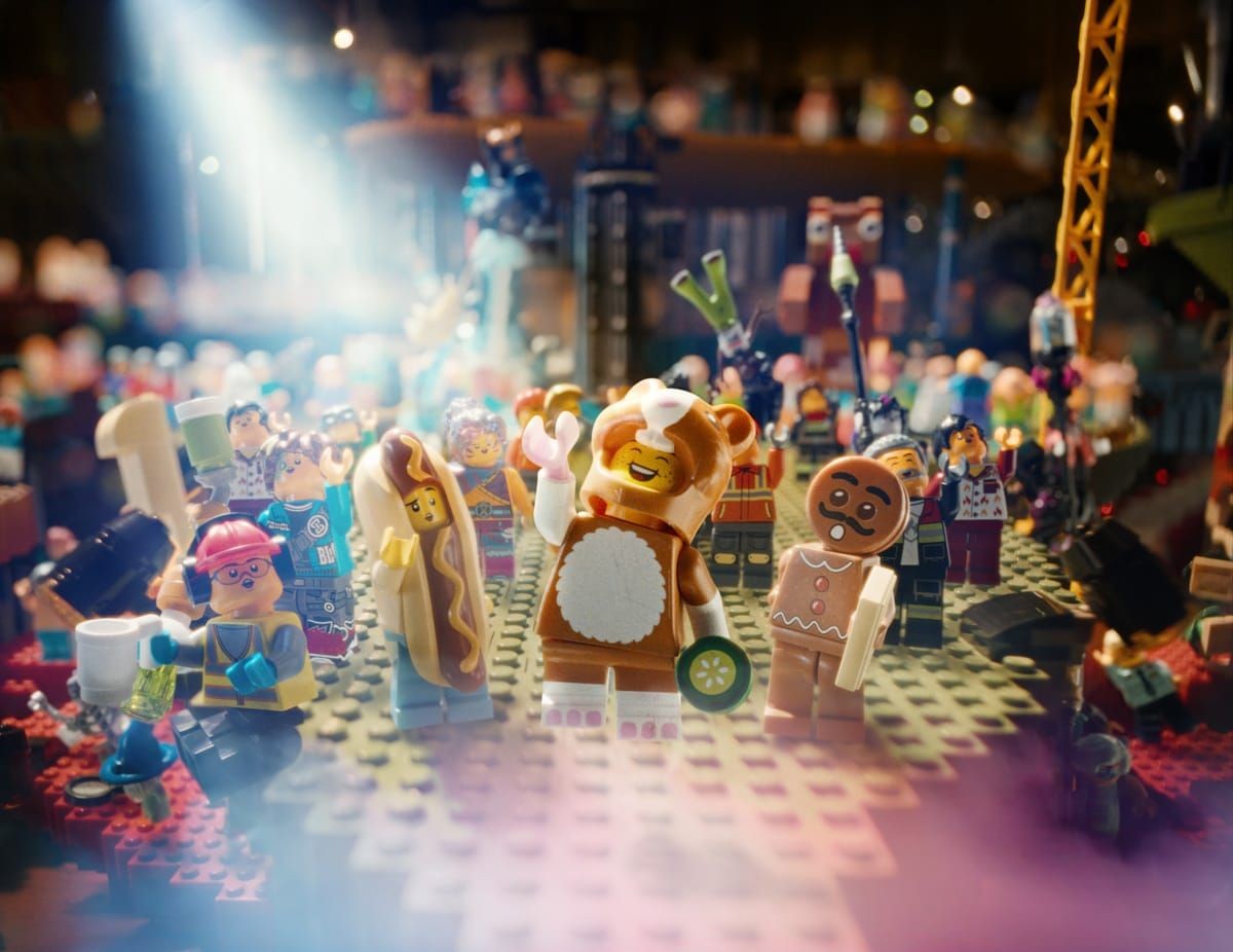 The-LEGO-Group-invites-families-to-rediscover-the-magic-of-togetherness-this-holiday-season1