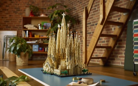 Svelato il set LEGO® Architecture 21065 - Sagrada Família