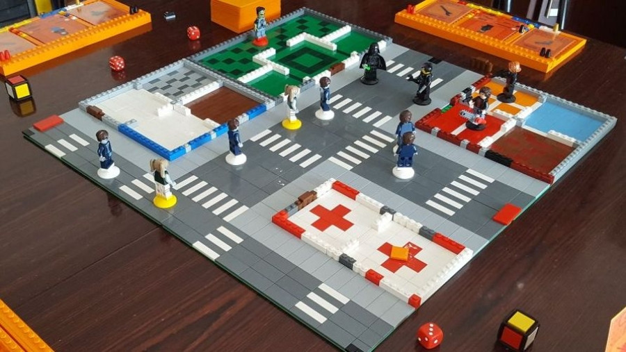 BRICK SURVIVAL gioco cooperativo di sopravvivenza e strategia realizzato con i mattoncini LEGO® by OTLUG