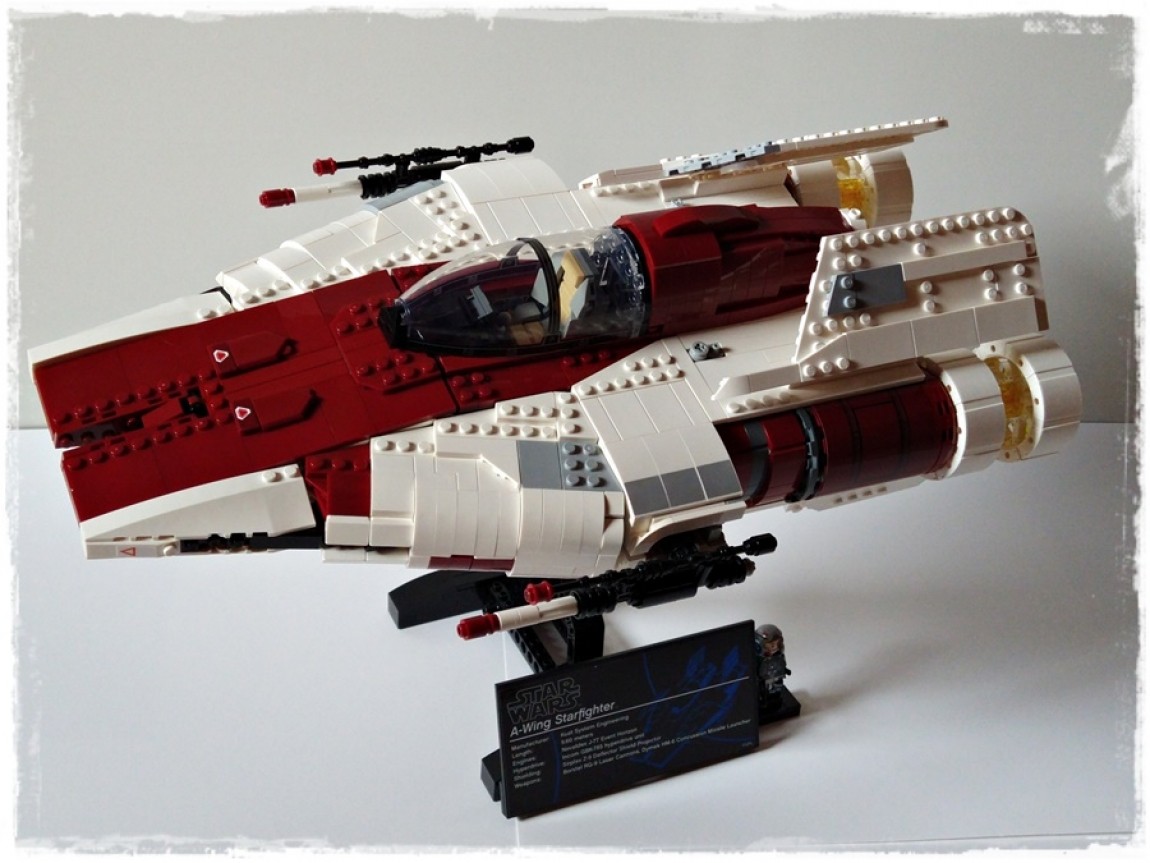 SET LEGO® 75275 A-WING STARFIGHTER UCS: scopriamolo insieme