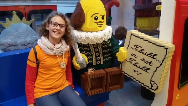 Martina Bertolucci al The LEGO® Store LONDON LEICESTER SQUARE