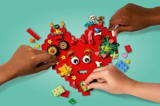 BUILD To GIVE-Costruisci un CUORE